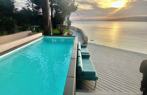 Juan-les-Pins Villa | Cap Antibes Super Villa with direct sea access