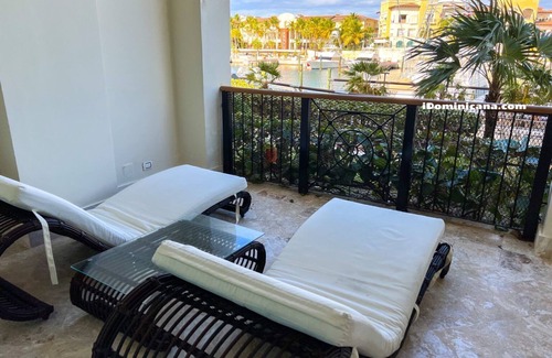 Cap Cana Marina Apartment | Cap Cana Marina apartment, 2 Bd, 2 min walk to the beach