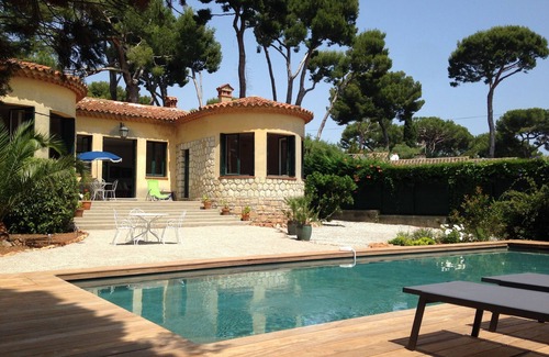 Cap-d'Antibes Villa | Cap d'Antibes, charming villa between lighthouse and sea
