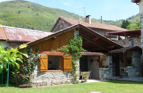 Arnave Ski Chalet | Cap D'arnave, au Carrefour des Vallées