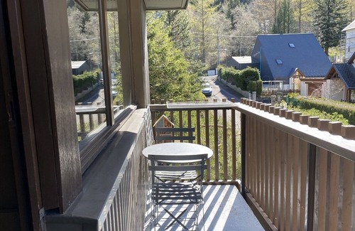 Mont-Dore Apartment | Cap#Detente cosy, bright, comfortable apartment with a beautiful view of the Capucin.