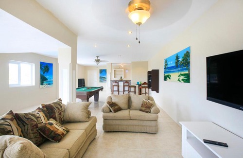 Cap Estate Villa | Cap Estate Villa Sleeps 8 Pool Air Con WiFi