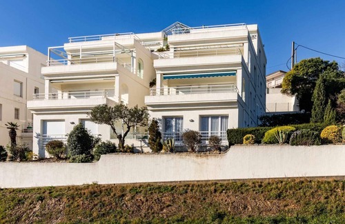 Llanca Apartment | Cap Ras 04 Comfortable apartment close to the sea