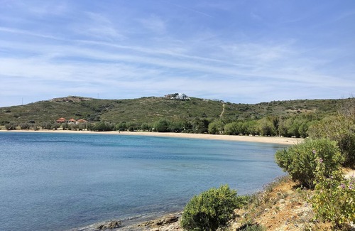 Lavreotiki House | Cap Sounion Seafront Apartment - Cosy suite with a view of the Aegean Sea!