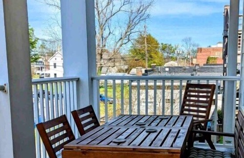 Cape Charles Condo | Cape Haven - Condo 1.5 Blocks from Beach