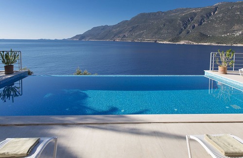 Kas Villa | Cape House 5 bedroom villa on Kas Penisula overlooking the Mediterranean