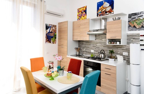 Monte di Pieta Apartment | Cape House: Beautiful Apartment in the heart of the Historic City Center