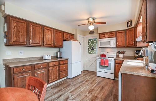 Cape Neddick House | Cape Neddick Coastal Hideaway – New England Charm! Walk to Beach