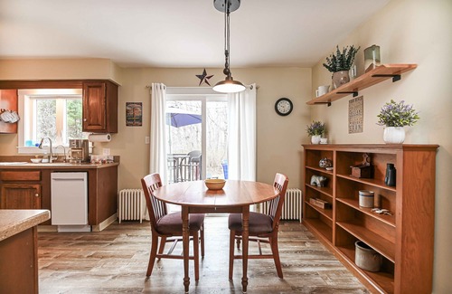 Cape Neddick House | Cape Neddick Coastal Hideaway – New England Charm! Walk to Beach