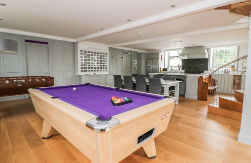 Rhyd-y-clafdy Cottage | CAPEL BRYN BACHAU, pet friendly, with open fire in Chwilog