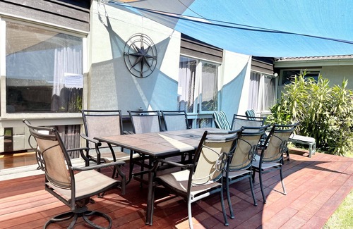 Frankston South House | Capelink Atop Prestigious Oliver's Hill: Longer Stay Welcome