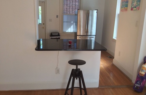 Truxton Circle House | Capiitol Hill North .The apartment is walking distance from the US Capitol