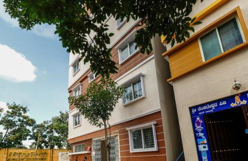 Yelahanka Hotel | Capital O N R Residency