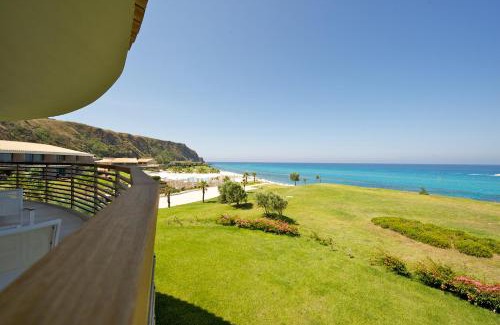 Ricadi Hotel | Capovaticano Resort Thalasso Spa