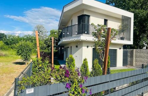 Baja House | Cappello Vendégház