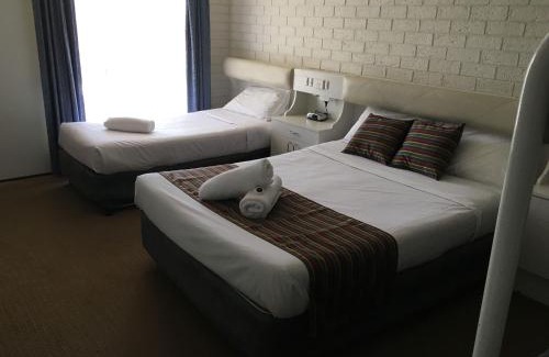 Mulwala Hotel | CAPRICORN MOTOR inn