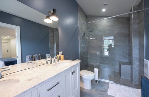 St. Andrews Apartment | Captain Dan's Sunsets Suite