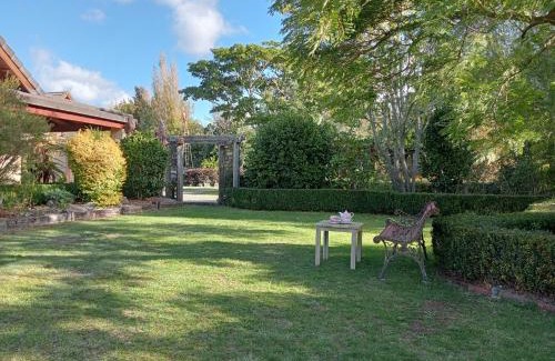 Hope Bed & Breakfast | Captain's garden B'nB