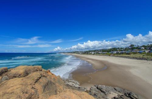 Depoe Bay Apartment | Captain's Quarters and Cabins