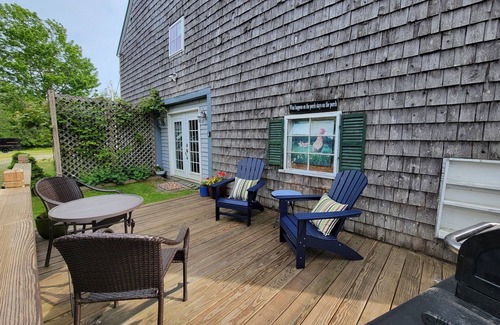 Searsport House | Captain's Quarters - Large one bed apartment