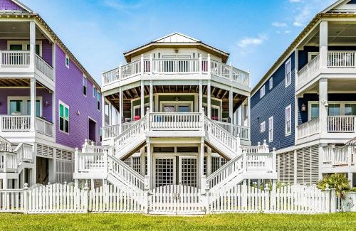 Beachside Village House | Captain's Retreat