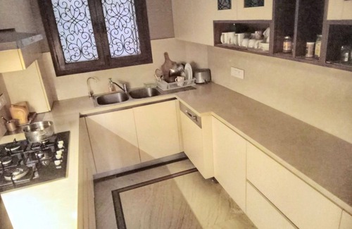 Nehru Place Apartment | Captivating 2-Bed Apartment in New Delhi