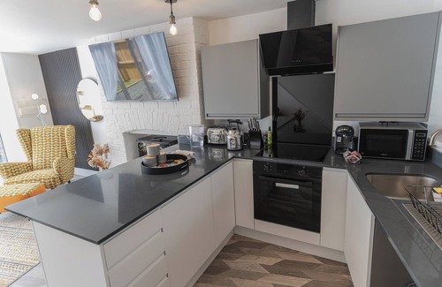 Nettleham House | Captivating 2-Bed House in Nettleham