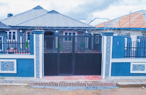 Ibadan House | Captivating 3-bed House in Ibadan Oyo-state Nigeri