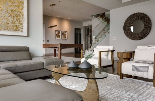 Central Okanagan House | Captivating Lake Views Limited Edition Elite Luxury Lakestone Waterside Home | Arcadia
