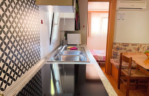 Palazzuolo sul Senio RV Rental | Caravan "Le Sorgenti - Mobile Home 46" with Mountain View, Private Garden & A/C