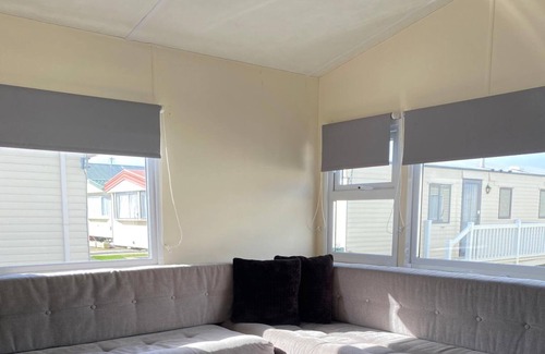 Rhyl Cabin | Caravan With Decking at Lyons Robinhood