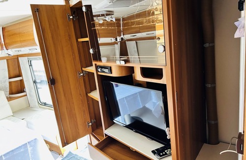 Lievin House | Caravane d une Chambre Avec 1 lit Double et 1 lit Simple