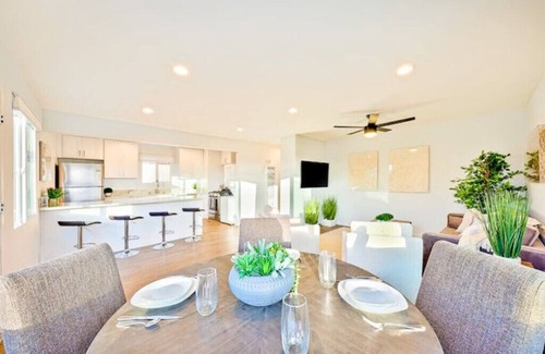 Cardiff-by-the-Sea Condo | Cardiff Beach Charmer