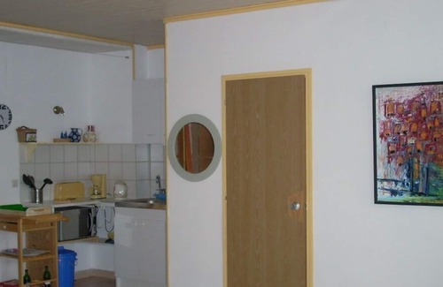 Goudargues Cottage | Carefully restored gîte in a charming village