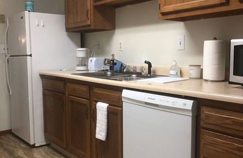 Wilmington Apartment | Carey Villa II.5 minutes to World Equestrian.Only minutes to Airborne Park!