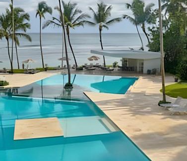 Juan Dolio - El Pueblo Apartment | Caribbean Sea Waves View, Beachfront Apt.