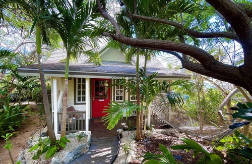 Governor's Harbour Cottage | Caribbean/Atlantic Ocean Views/Near Twin Cove Beach/Garden Oasis Setting.