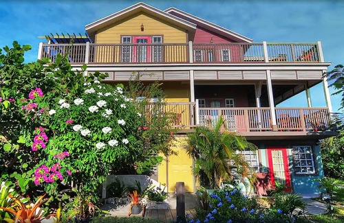 Governor's Harbour Cottage | Caribbean/Atlantic Ocean Views/Near Twin Cove Beach/Garden Oasis Setting.