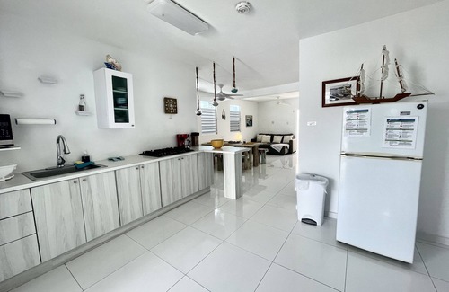 Arroyo House | Caribbean Sea Beach Front 1st fl Fisherman Village Boardwalk A/C WiFi BBQ House