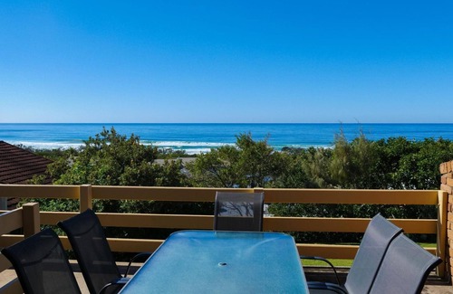 Peregian Beach Apartment | Carlaminda - 4/26 Avocet Parade