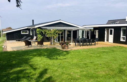 Skastrup Strand House | "Carlene" - 350m from the sea by Interhome