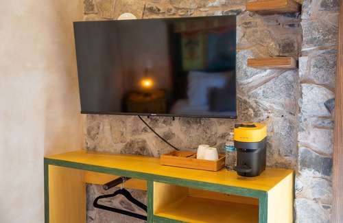 Santeagueda Apartment | Carlo Crivelli Master: The Style in Val'Quirico!