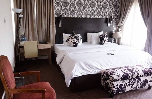Ibadan Hotel | Carlton Gate Xclusive Hotel