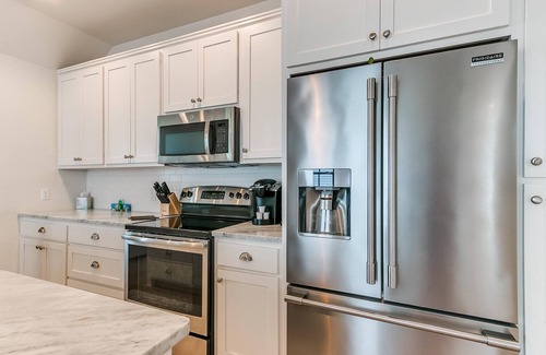 Eufaula House | Carlton Landing! Here Comes The Sun- Pet Friendly