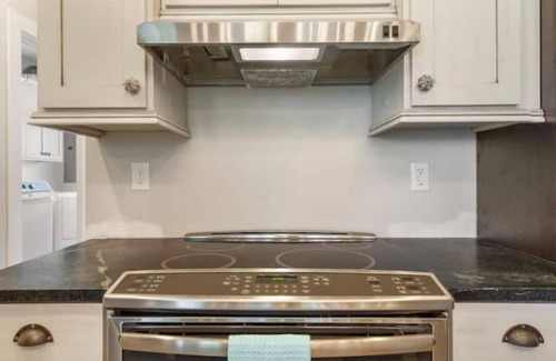 Eufaula House | Carlton Landing Home with Guest House & Private Pool