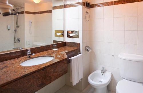 Antananarivo Avaradrano Hotel | Carlton Madagascar