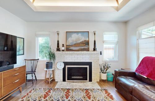 Mission Fields House | Carmel-by-the-Sea Home.