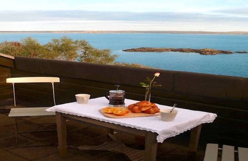 Mousehole House | Carn Du House sleeps 12, Cottage, sleeps 4. Rent together or separately.