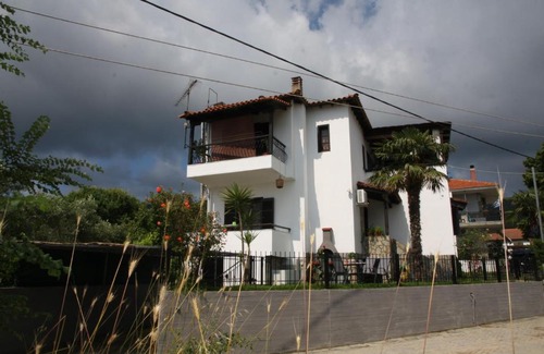Sithonia House | Carpe Diem