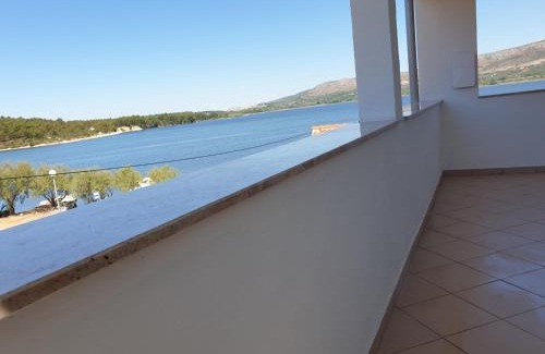 Jadrtovac Apartment | Carpe Diem